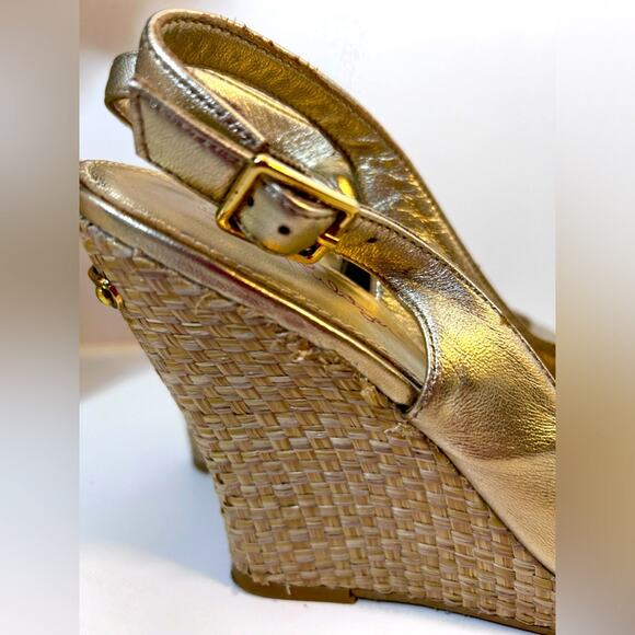 Lilly Pulitzer Kristin Leather Wedge Gold Peep Toe    Preppy Shoes Size 8.5 - Picture 13 of 16